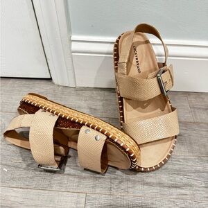 Lucky Brand Beige Double Strap Sandals size 8